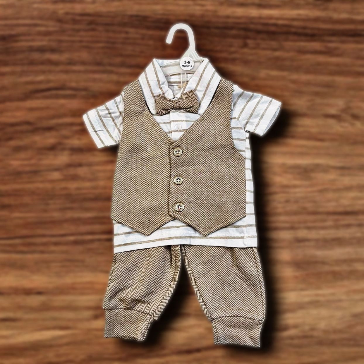 Cubtales baby dress – lightweight cotton, stylish and comfortable for everyday wear.